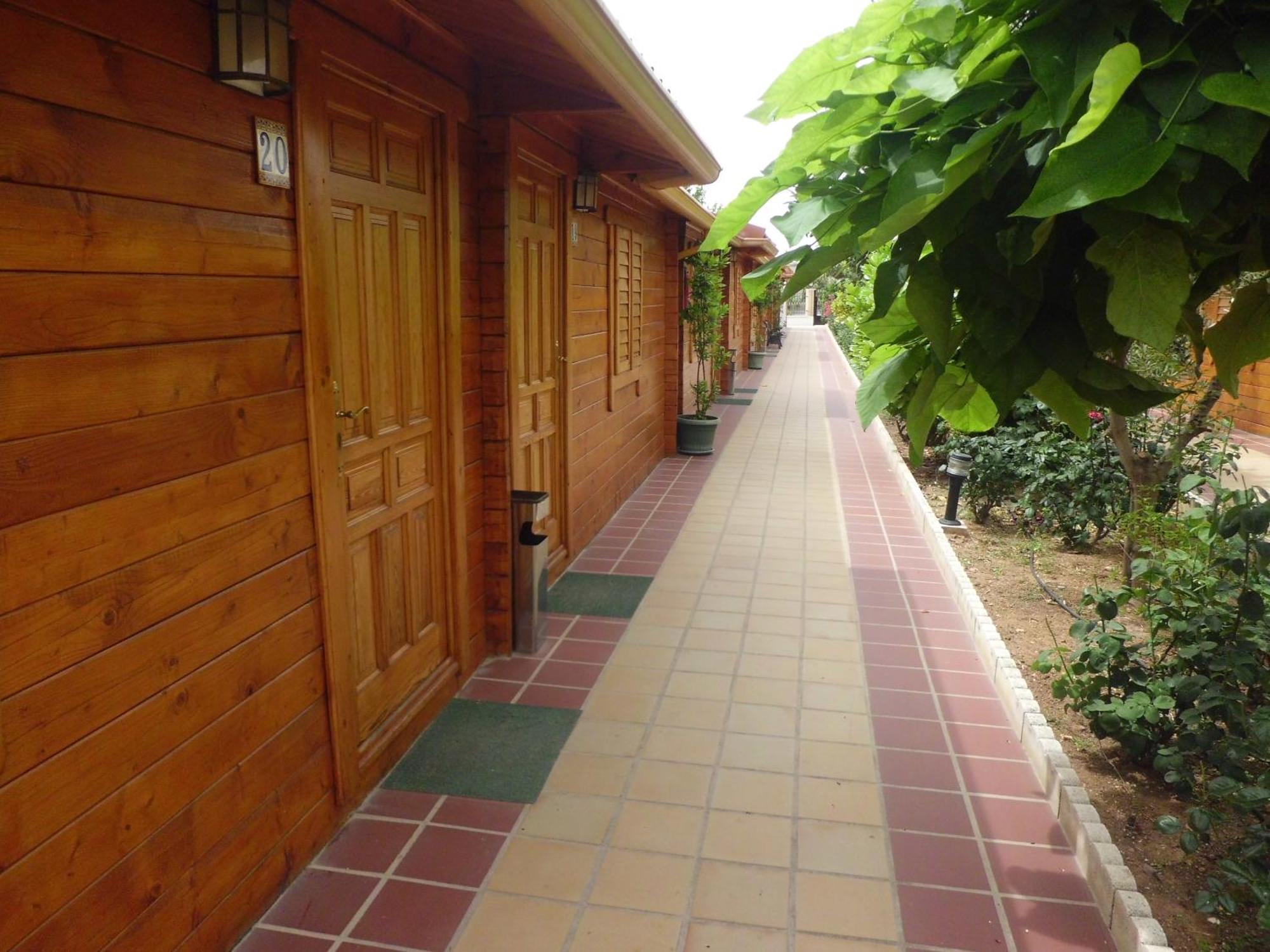 Hostal Gran Avenida Tarancon Ngoại thất bức ảnh